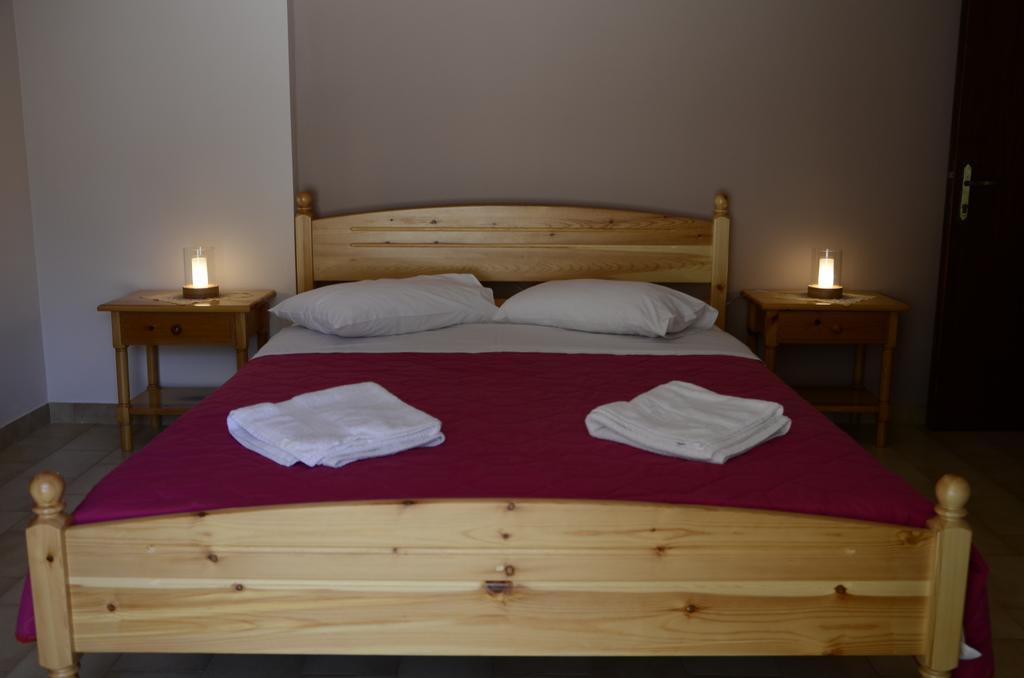 نِكيانا Valedina Rooms الغرفة الصورة